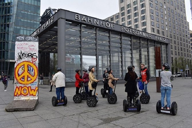 2-H Segway Sightseeing Tour Berlin - A two-hour introduction to central Berlin