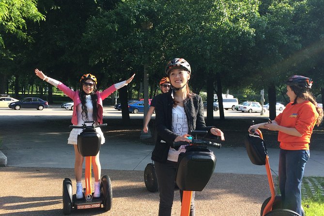 2-Hour Chicago Lakefront & Museum Campus Segway Tour - What the small group changes
