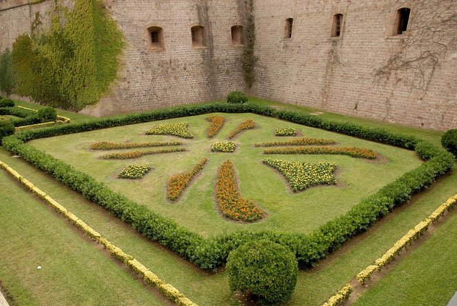 2hr Montjuïc Castle Segway Tour - Key points at a glance