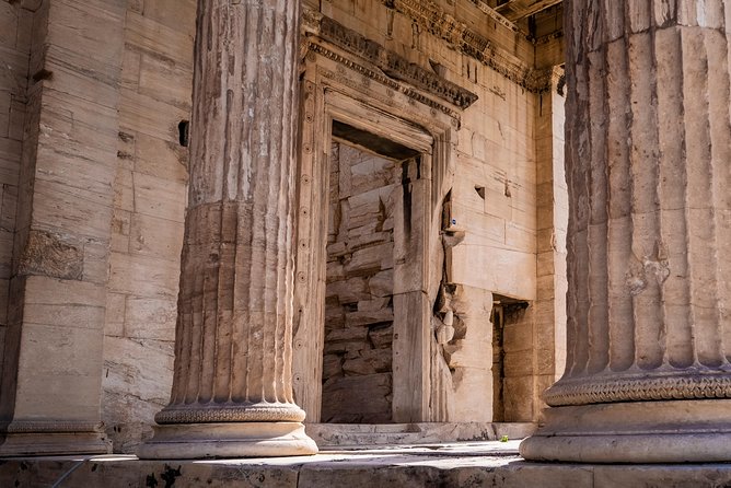 A powerful Athens Segway tour. Semi-private Historical and Contemporary Tour - Why a Segway works well in central Athens