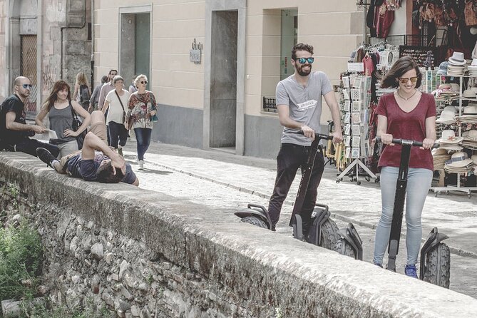 Albayzin Express Segway & eBike with Play Granada - Paseo de los Tristes and the road toward the Albaicín