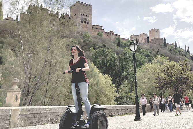 Albayzin Express Segway & eBike with Play Granada - Thirty minutes through the Albaicín
