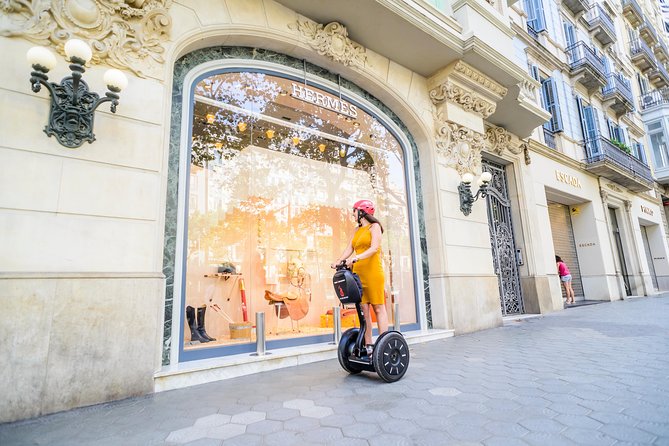 Barcelona: Citizen Segway Tour - Vila Olimpica, Port Olimpic, and Barceloneta