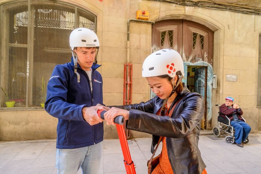 Barcelona Grand 2-Hour Segway Tour - From the Gothic Quarter to Port Vell