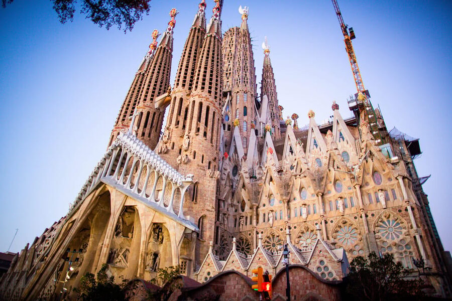 Barcelona Highlights: The Best of Gaudi On Segway - Key points at a glance