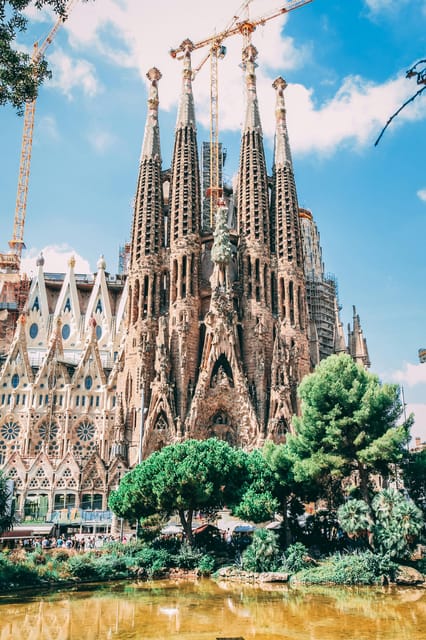 Barcelona Highlights: The Best of Gaudi On Segway - Why this route works for seeing Barcelona