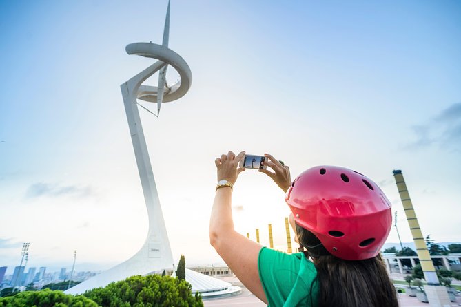 Barcelona: Montjuïc Segway Tour - Returning through Poble Sec and Paral·lel