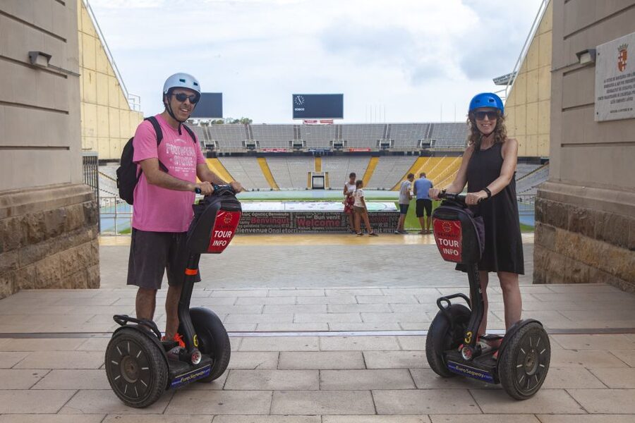 ❤️Barcelona Segway Tour ❤️ with a Local Guide - Arc de Triomf and Ciutadella Park