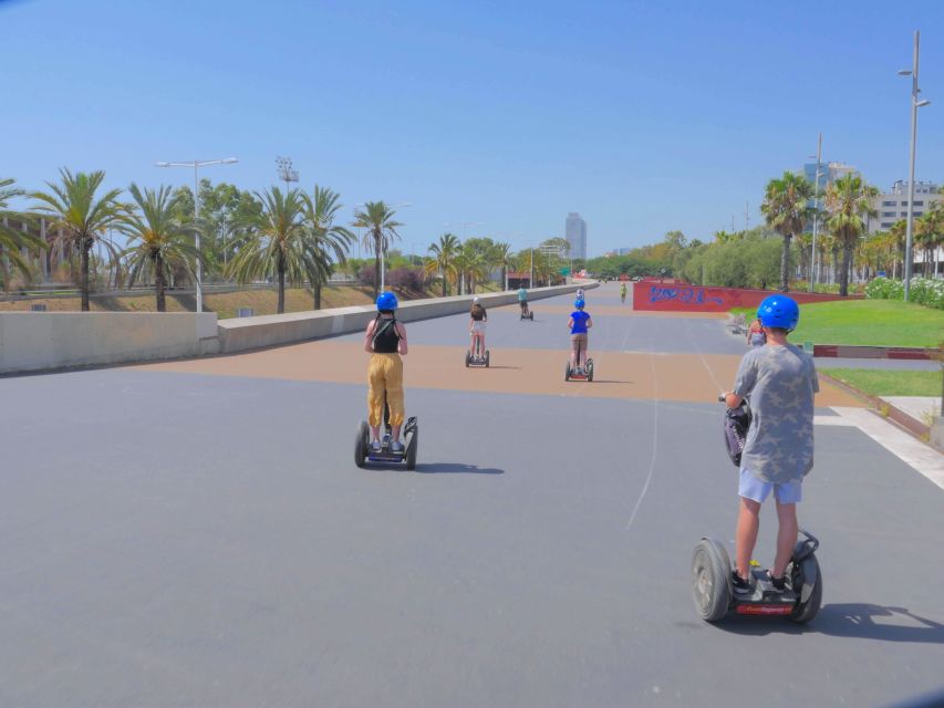 ❤️Barcelona Segway Tour ❤️ with a Local Guide - What the $34 price gives you