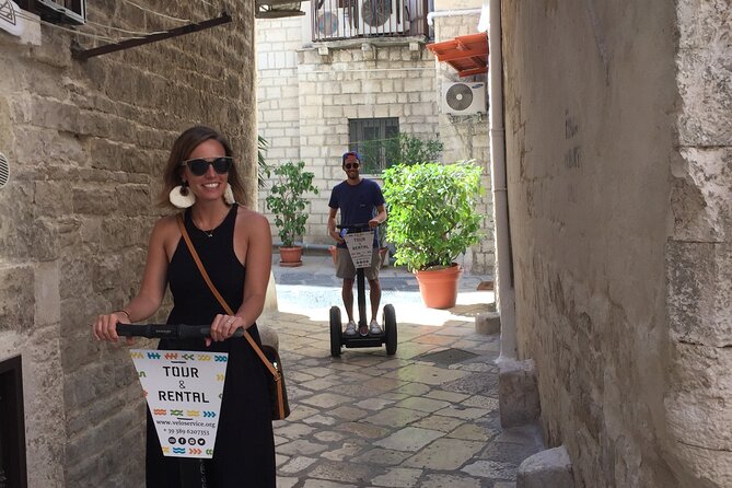 Bari Segway Tour - Meeting the guide on Strada Vallisa