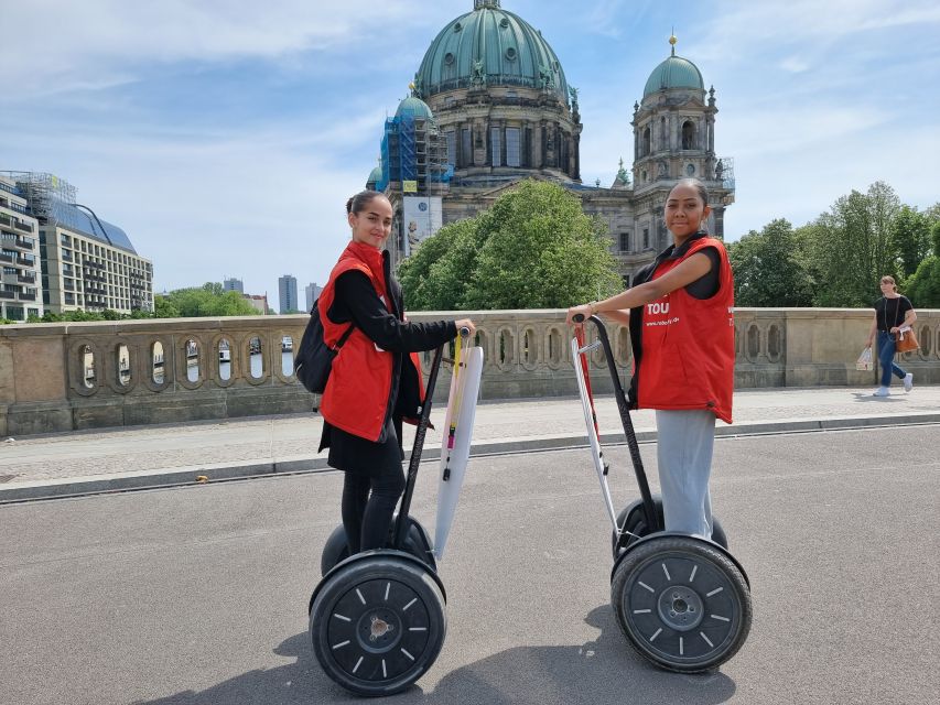 Berlin: 2-H VIP Private Guided Segway Tour - Potsdamer Platz and modern Berlin