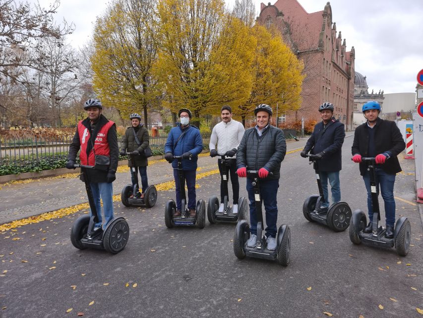 Berlin: 2-H VIP Private Guided Segway Tour - Getting comfortable on the Segway
