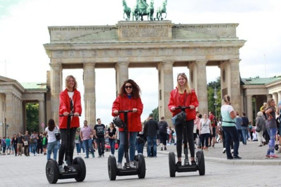 Berlin: East Side Gallery and Cold War Segway Tour - The ride to the Spree and the former border