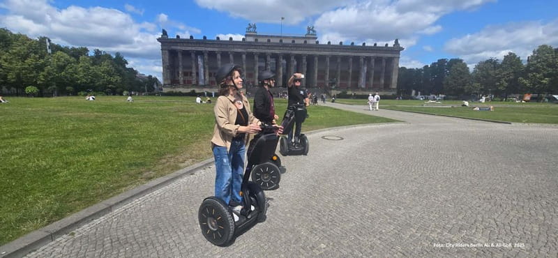 Berlin: guided Segway tour in the heart of the city - A guide-led ride with room to adapt