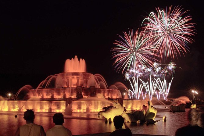 Chicago Pier Fireworks Segway Tour - Buckingham Fountain, the lakefront, and Museum Campus