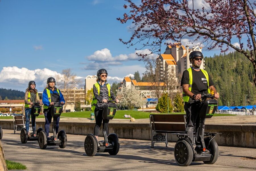 Coeur d'Alene: City Highlights Segway Tour - Lakeshore homes and McEuen Park