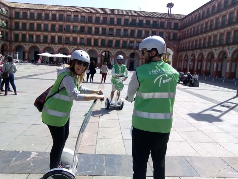Cordoba: Segway Tour historic center - Plaza del Potro and Córdoba’s public art