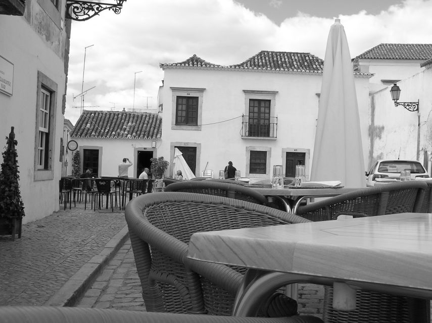 Faro: Sunset Segway Tour with Cocktails - Riding through Faro’s historic center