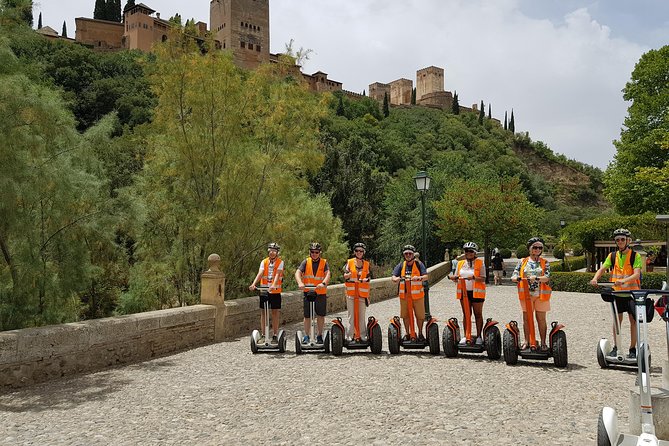Granada Segway Tour to Albaicin and Sacromonte - Starting in the Albaicin, Granada’s Moorish quarter
