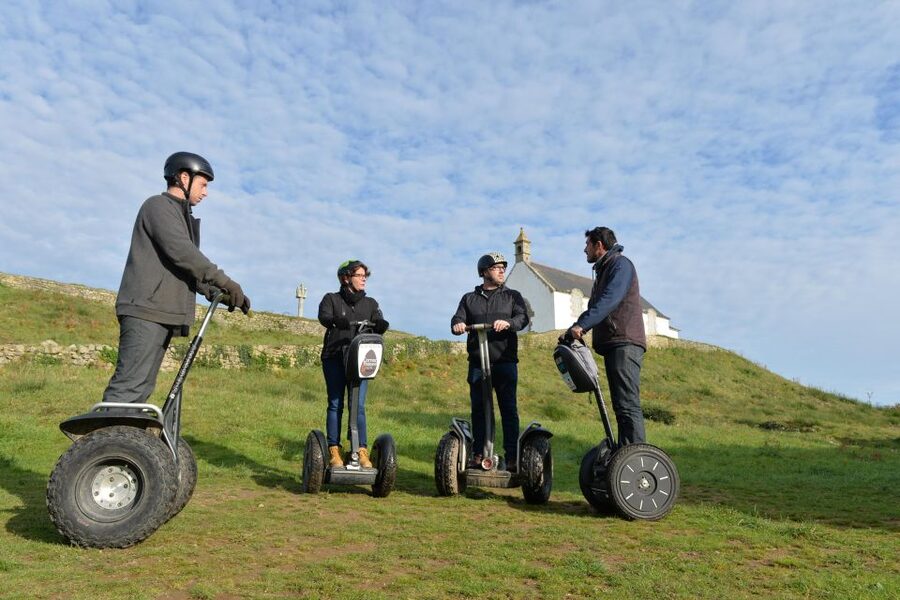 GUIDED IN SEGWAY - MENHIRS - 1:30 - Starting at 9 Allée du Parc