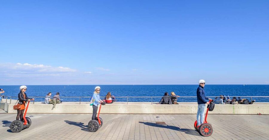 Intro Segway Tour Barcelona 1h - La Cara de Barcelona and Port Vell