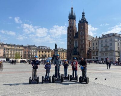 2h World War II, visiting the Ghetto segway tour