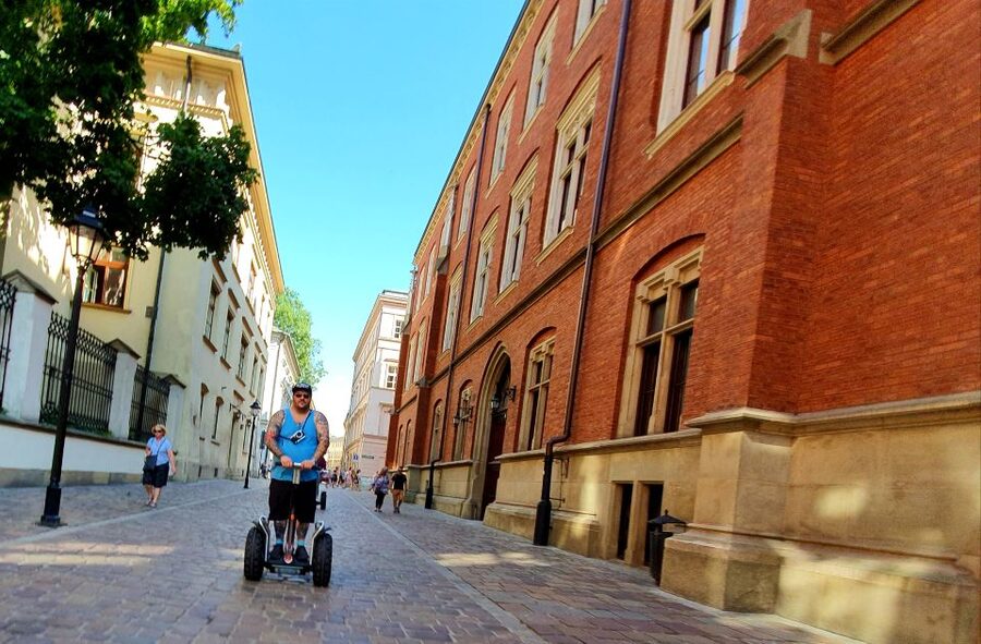Krakow: Old Town & Jewish Quarter 2-Hour Segway Tour - Kazimierz and Polish Jewish culture