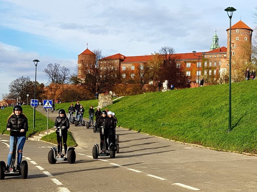 Krakow: Old Town & Jewish Quarter 2-Hour Segway Tour - What the private format changes