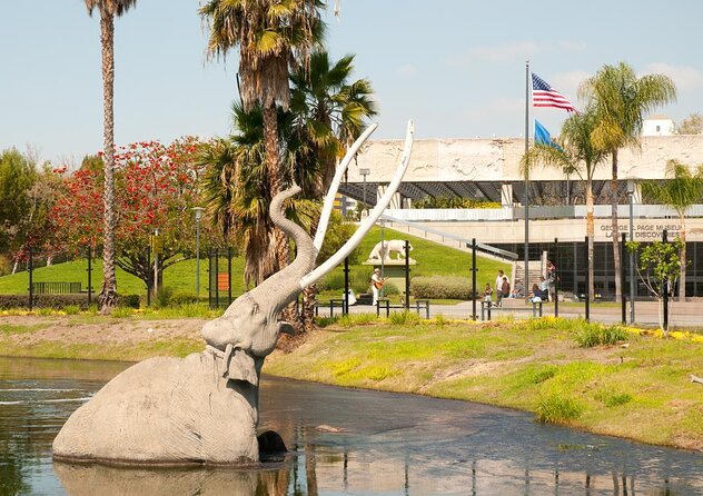 La Brea Tar Pits Segway Tour - Riding from La Cienega Boulevard to the tar pits