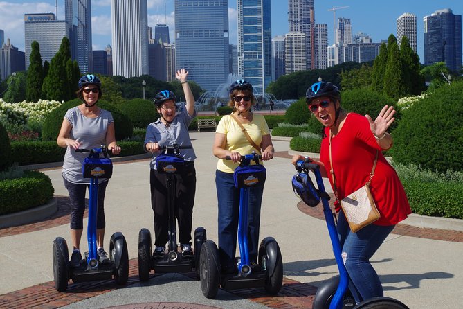 Lakefront Segway Tour in Chicago - The Field Museum and Museum Campus