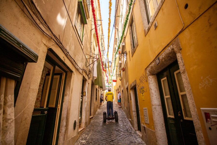 Lisbon: Segway Medieval Tour of Alfama and Mouraria - Key points to know before booking