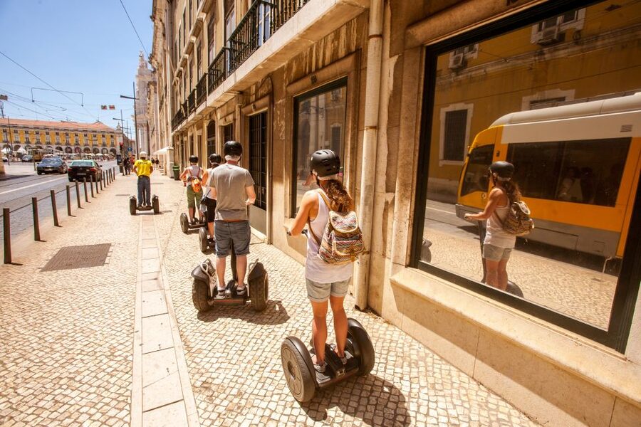 Lisbon: Segway Medieval Tour of Alfama and Mouraria - Guides who make the difference