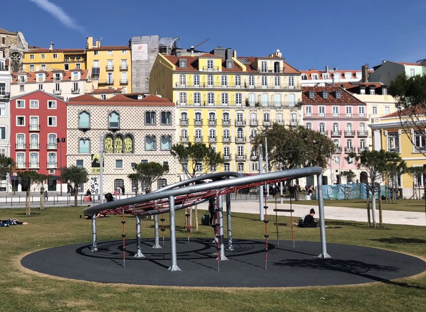 Lisbon: Segway Super Tour - Cais do Sodré and the return route