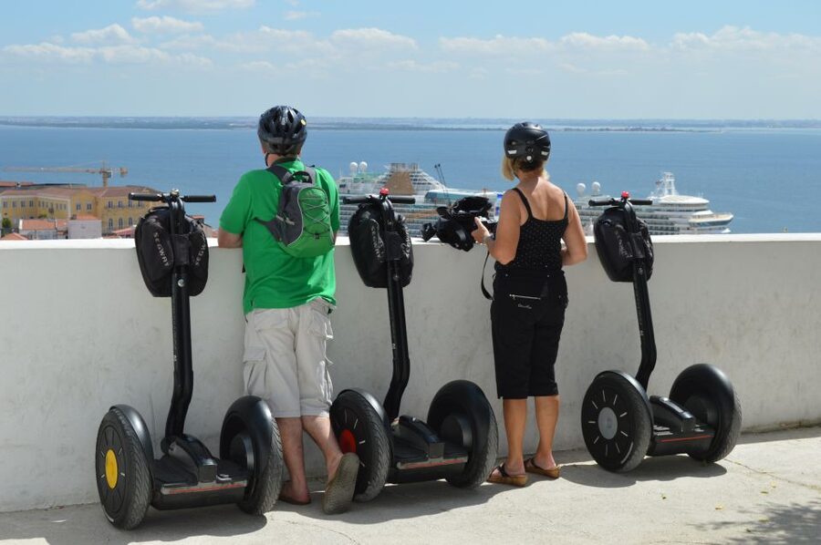 Lisbon: Segway Super Tour - Starting near Rua da Boavista and the river