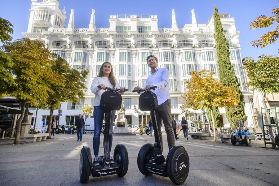 Madrid: 1.5-Hour Old Town Highlights Segway Tour - Starting on Calle de la Escalinata