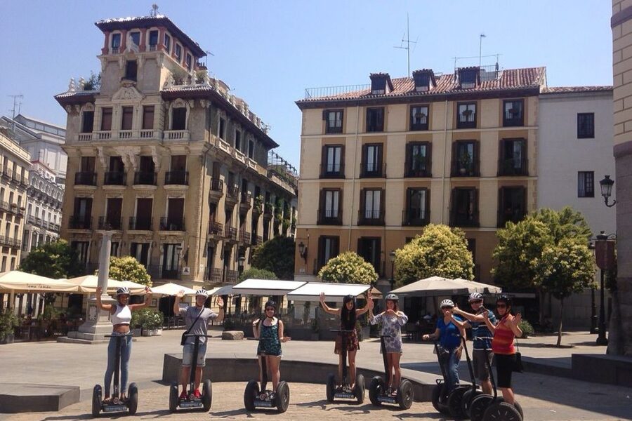 Madrid: 1-Hour Segway Tour with Chocolate and Churros - Key points to know before booking
