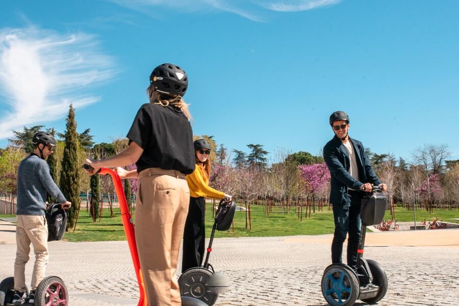 Madrid: City and El Retiro Segway Tour - Practical tips for a smoother outing