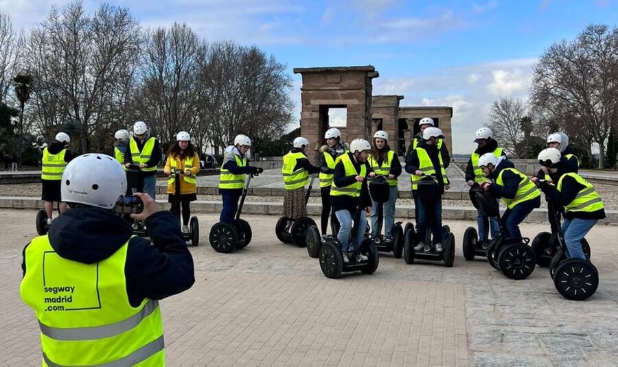 Madrid: Madrid Rio Park Segway Private Tour - Why Madrid Rio is a smart place for a Segway ride