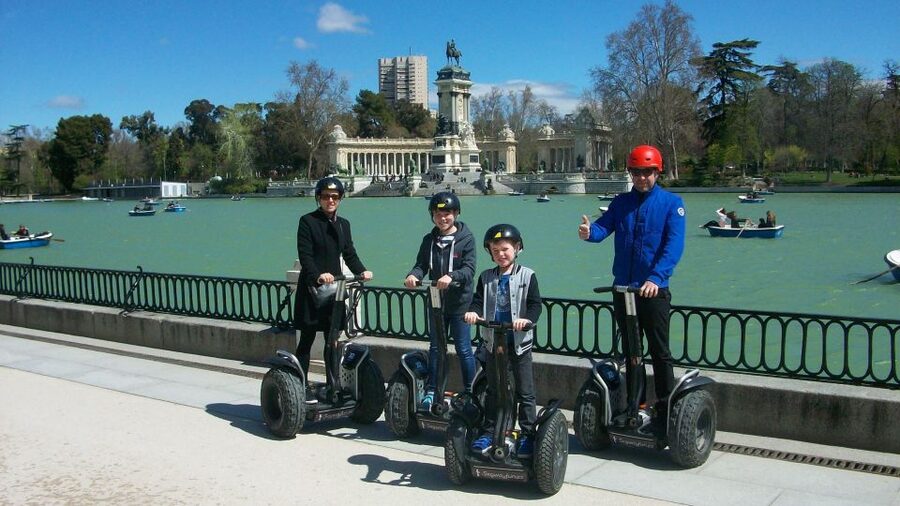 Madrid Private Segway tour. Retiro Park - Centro Historico - The ride into Retiro Park
