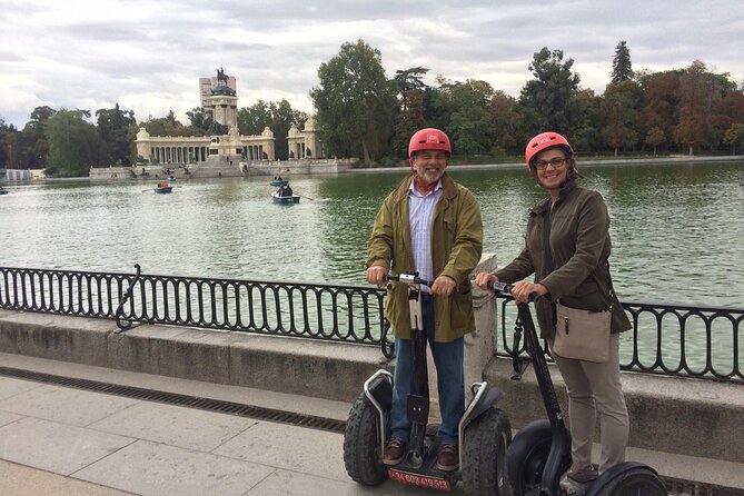 Magical and Iconic Retiro Park Segway Tour in Madrid - Your first minutes at Retiro Magic