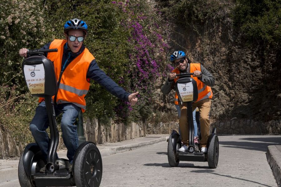 Malaga: Segway City Highlights Tour - Guide quality and languages