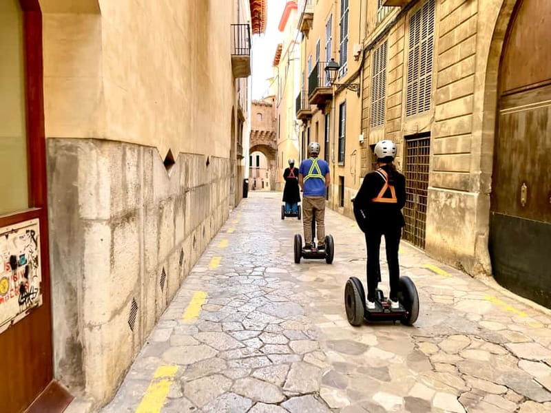 Mallorca: 2.5 H Sightseeing Segway Tour with Local Guide - Getting started near La Seu and Almudaina