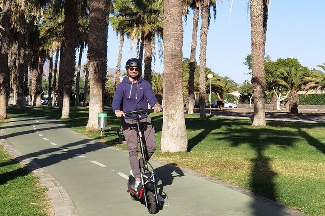 Maspalomas & Playa del Ingles: Rent or Guided Segway Tour - Getting started on Avenida de Moya