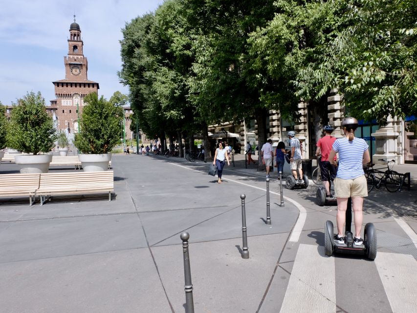Milan: SEGWAY Tour with Live Tourist Guide 3 hours & half - Getting comfortable before Via Lecco