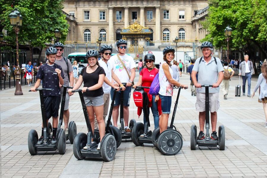 Paris: 1.5-Hour Segway Tour with River Cruise Ticket - A quick way to see how Paris fits together
