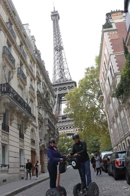 Paris: City Highlights on a Segway - What the guide adds to the ride