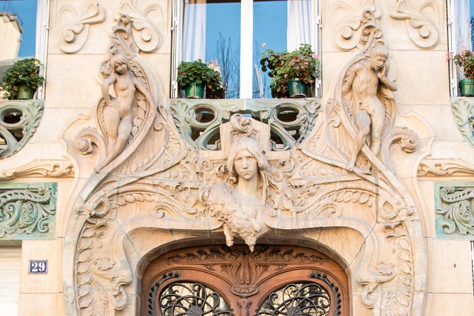 Paris Segway Express Tour (12 monuments in 1 hour and 30 minutes) - 29 Avenue Rapp and Lavirotte’s Art Nouveau façade