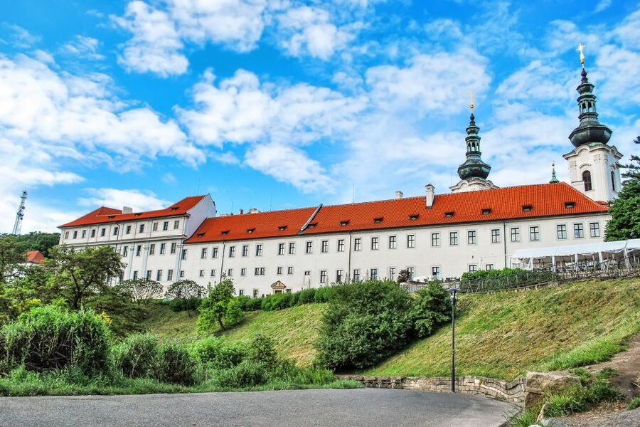 Prague: 4-Hour Segway and Scooter Tour with Lunch and Drinks - The Metronome, Royal Gardens, and Prague Castle