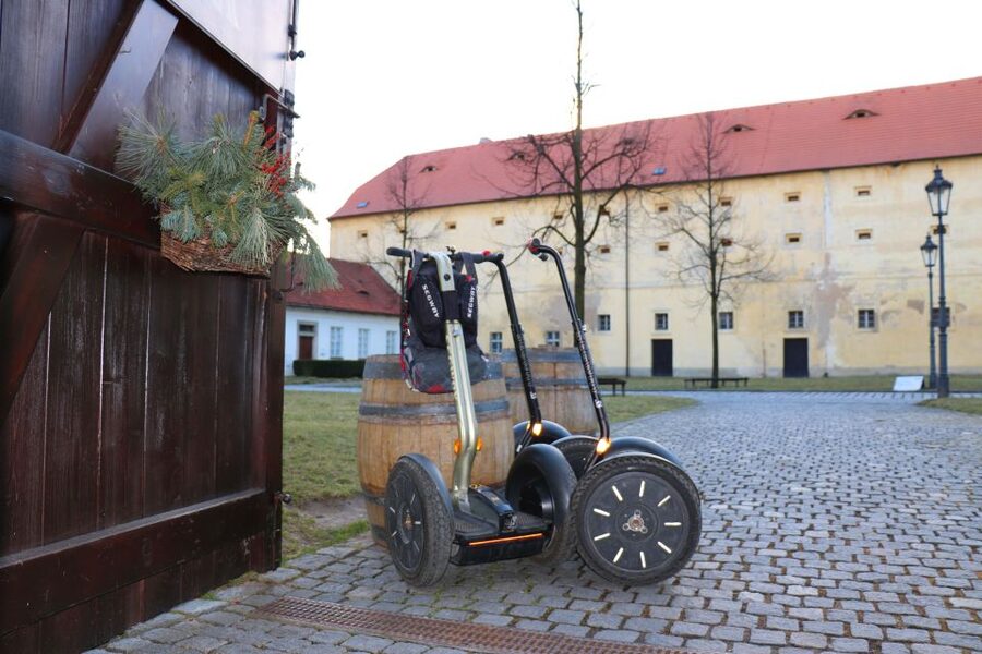 Prague: Castle and Monastery Segway Tour - Should you book this Prague Segway tour?