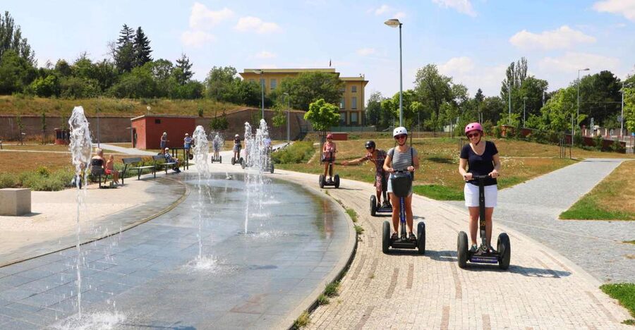 Prague: Castle District Segway Tour - St. Norbert, Villa Muller, and the route’s architectural range
